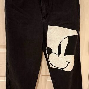 Women’s size 9/10 Vintage Disney Mickey & Co black painted Mickey faces jeans